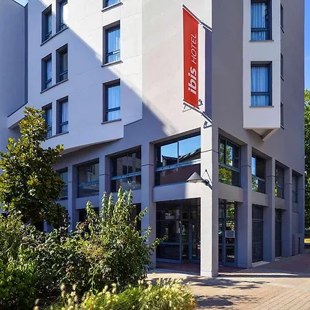 Ibis - Cran-gevrier Hotel 3*