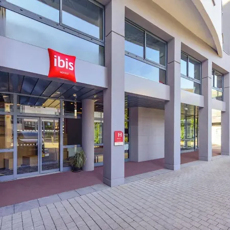 Ibis - Cran-gevrier 3*