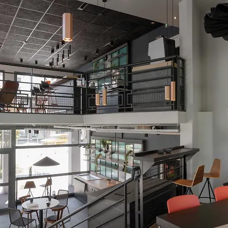 Hotel Ibis - Cran-gevrier 3*