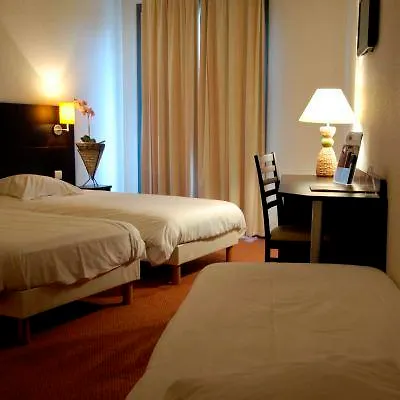 Otel Ibis - Cran-gevrier 3*