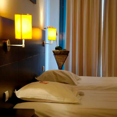 Ibis - Cran-gevrier Otel 3*