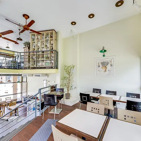Hotell Ibis - Cran-gevrier